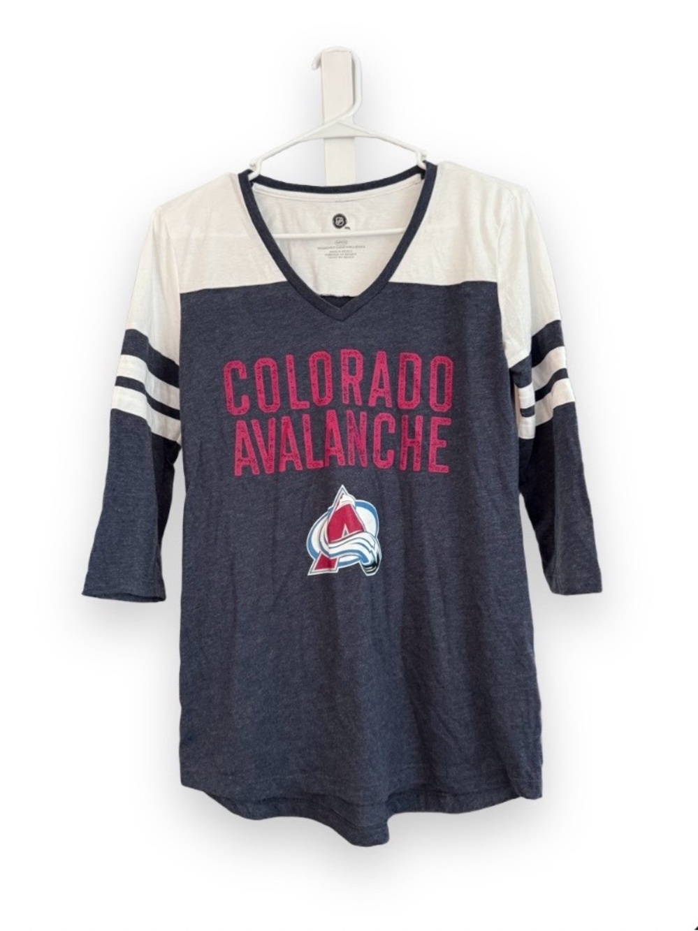 NWOT G-III 4Her by Carl Banks Colorado Avalanche "Play The Game" Tee $45 MSRP SM